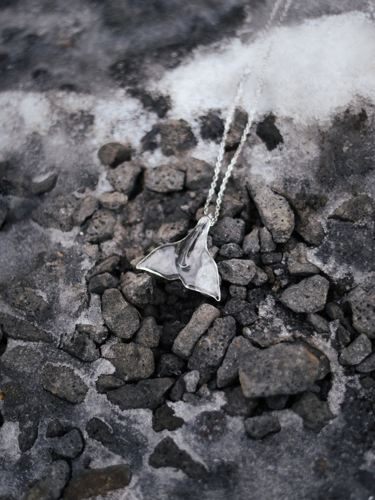 glass whale fluke necklace - Image 4
