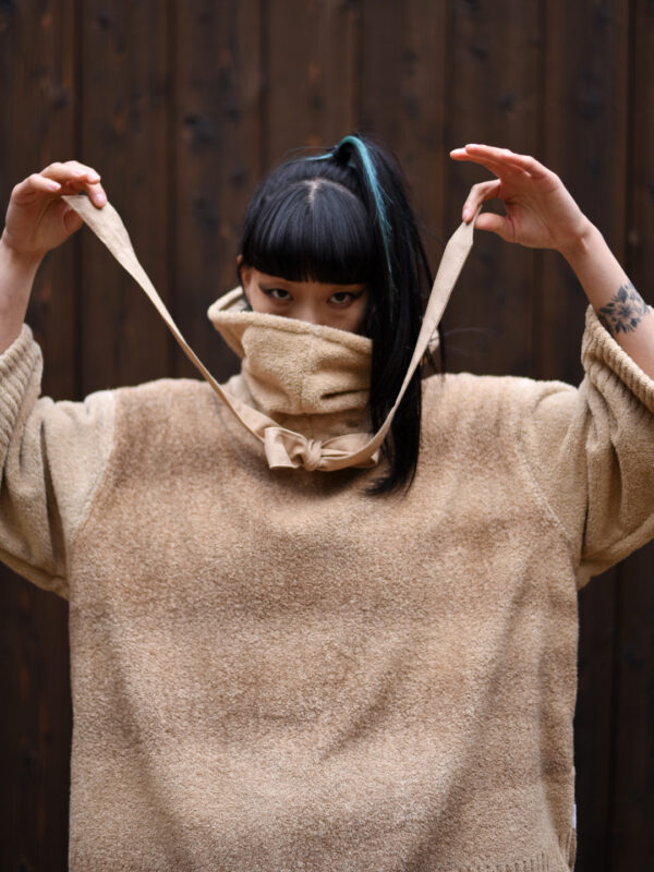 sarvityvi high collar tee - Image 2